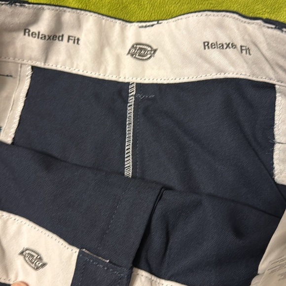 New Dickies Long Flat Front Chino Skater Work Streetwear Shorts 40 Navy - Picture 2 of 5